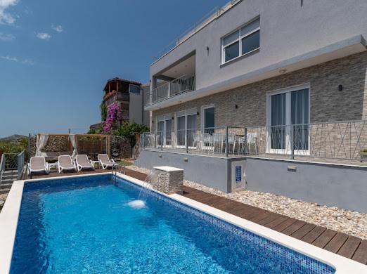Villa Hedonist Seget Vranjica Exterior photo